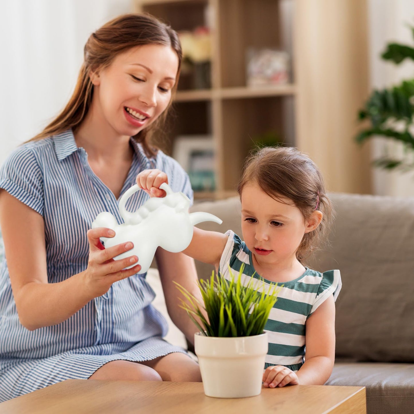 XXXFLOWER Unicorns Indoor Watering Can, 1 L Cute Animal Water Cans, Novelty Unicorns Shape Watering Pot for Office House Indoor Garden(White)