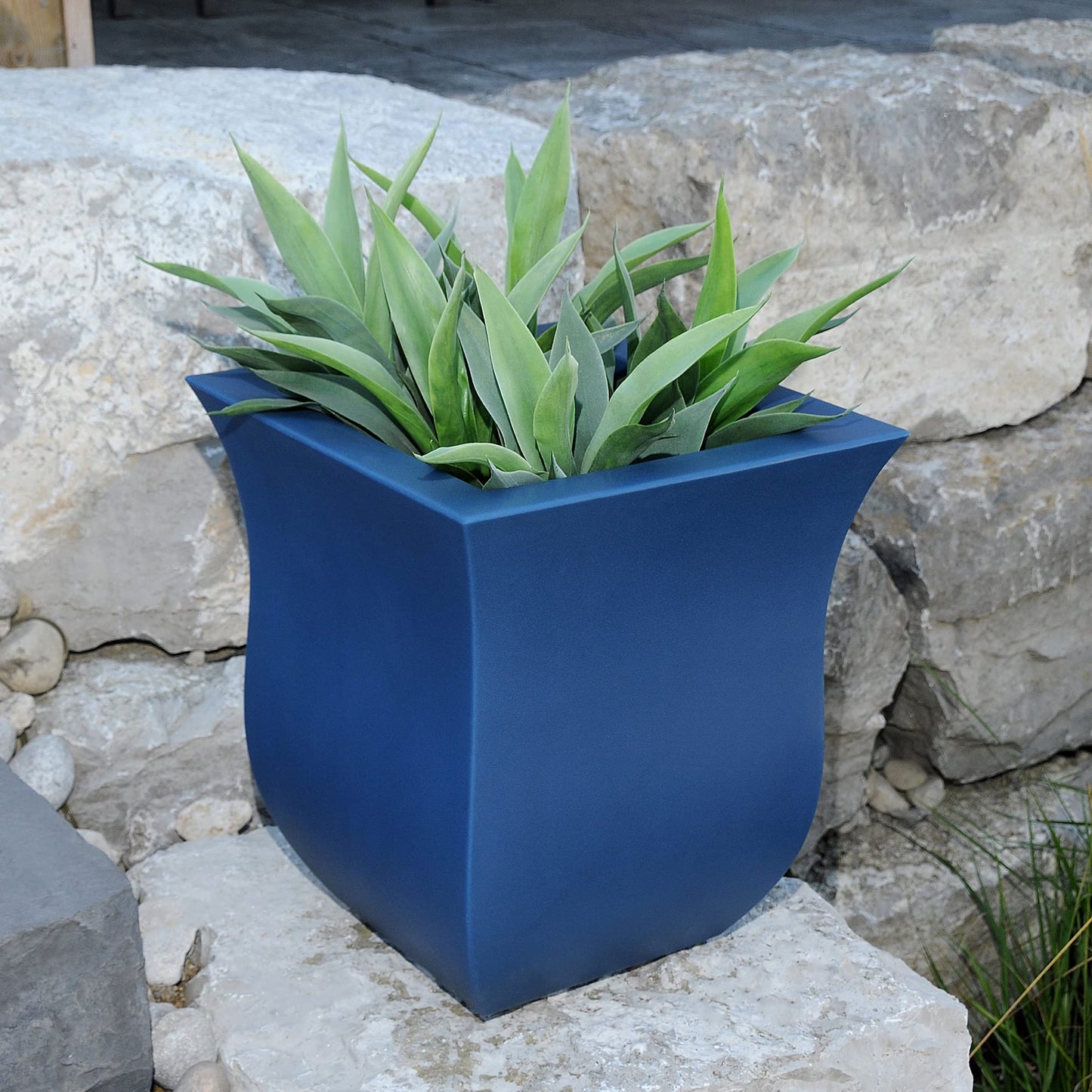 Mayne 5873-NB Polyethylene Planter, Neptune Blue 16x16
