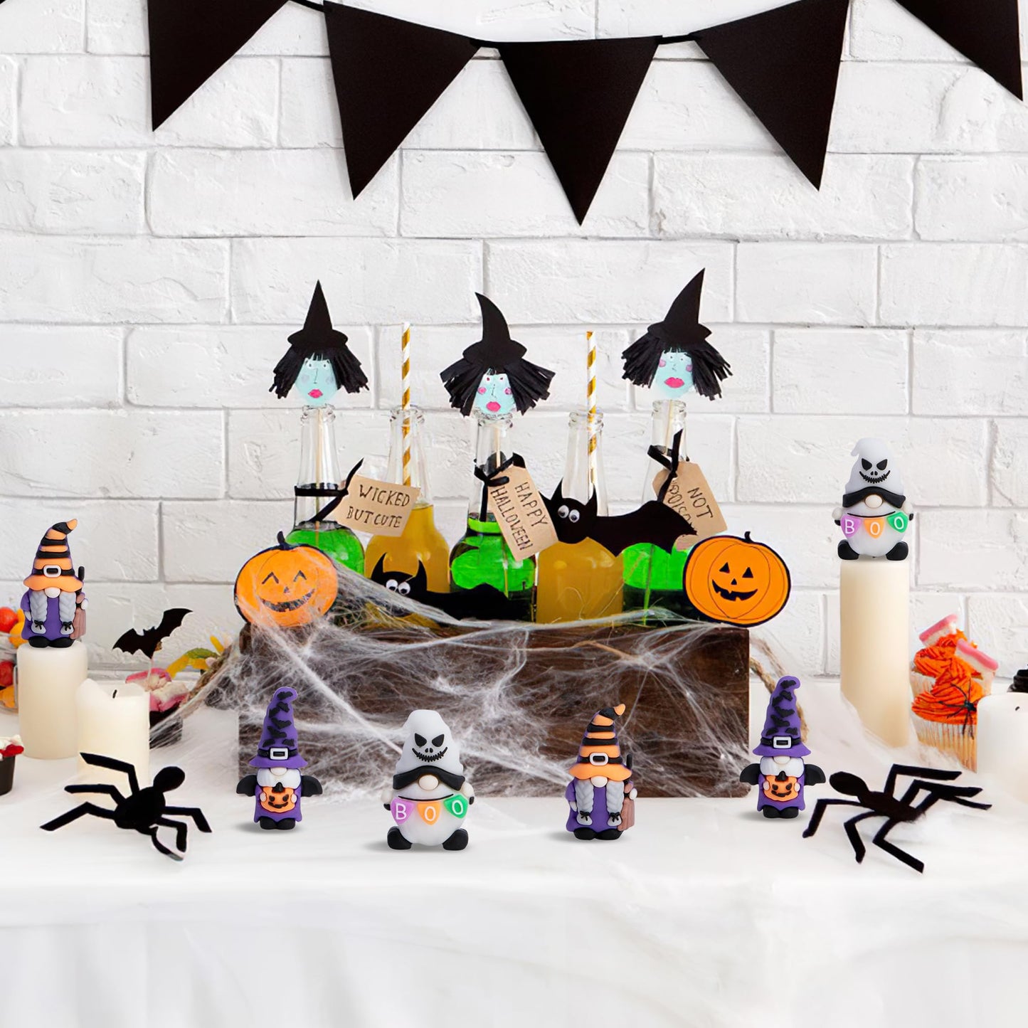 Watayo 60 Pcs Halloween Mini Gnome Figurines, Halloween Decoration Miniature Gnomes Ornaments, Pumpkin Ghost Gnomes Tiny Figurines Ornaments for Party Gifts Home Table Garden Landscape Decor