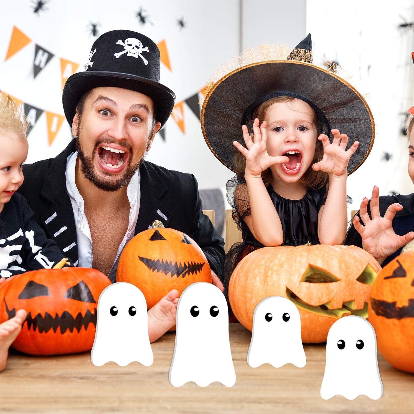 JarThenaAMCS 6Pcs Halloween Wooden Sign Cute Ghost Unfinished Ghost Shaped Table Wooden Signs for Halloween Autumn Tiered Tray Decor Home Kitchen Office DIY Craft