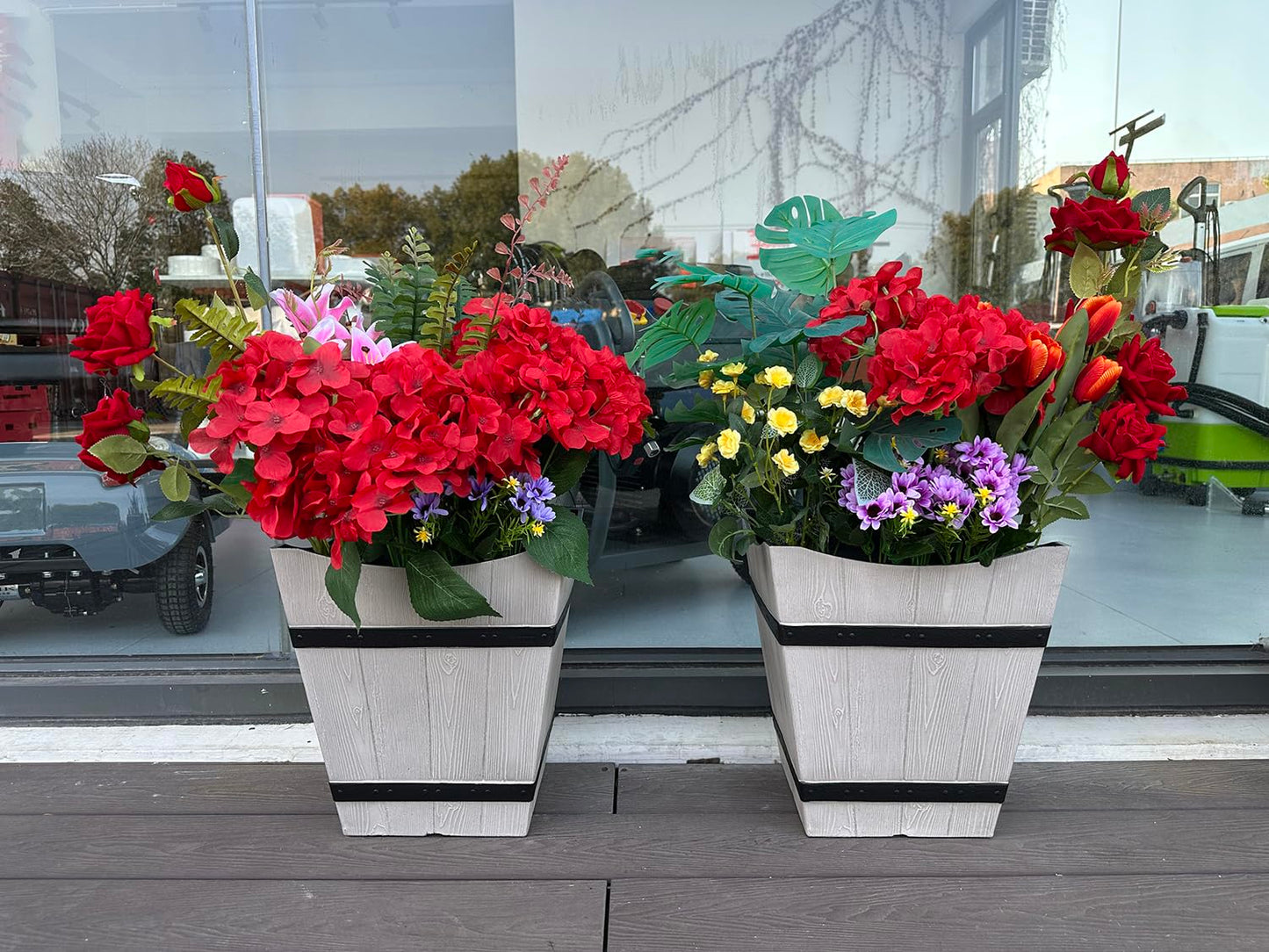 LLyFreira 2 Pack 13 Inch Plant Pots,Indoor & Outdoor Flower Pots,Plastic Planters