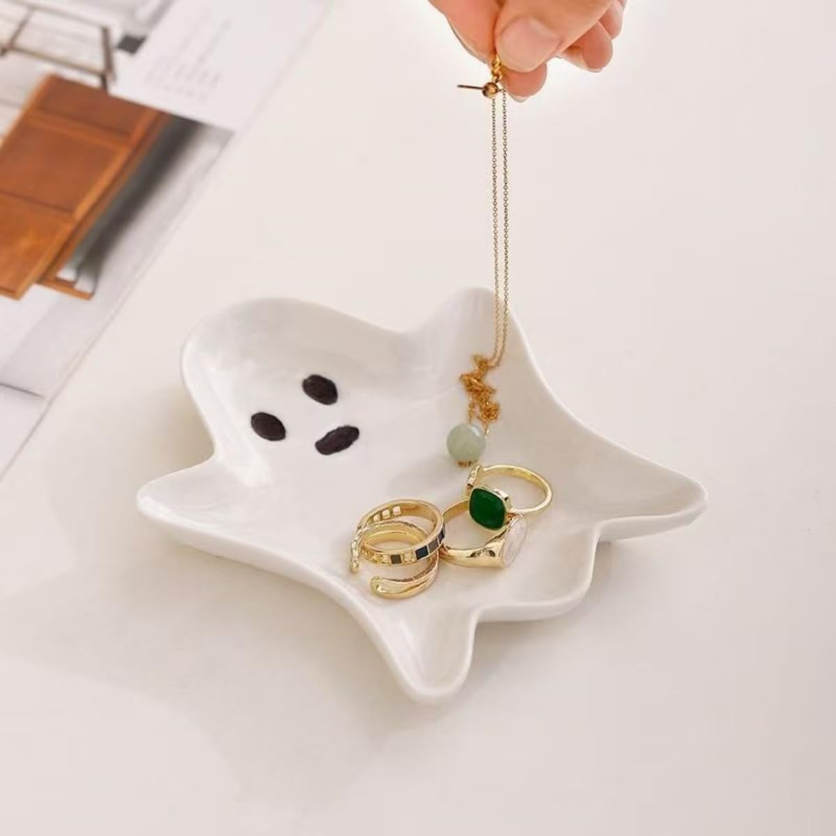 Ceramic Spoon Rest for Stove Top, Halloween Ghost Cute Spoon Rest for Kitchen Counter, Cooking Spoon Holder for Kitchen Counter, Utensil Rest Spatula Rest Ladle Holder Tong Rest (White)