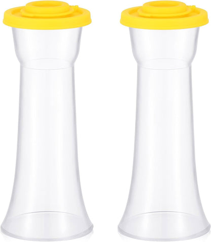 2 plastic salt and pepper bottles with lids, moisture-proof salt and pepper containers,salt shaker， camping, family dining, Christmas kitchen gifts(Yellow)