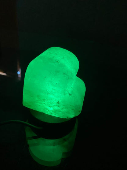 NatureBoost HL Himalayan Pink Salt USB Multi Colored lamp (Heart)