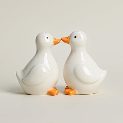 WAIT FLY Duck Shape Ceramic Salt & Pepper Shakers Set 2 PCS Standing Duck Salt and Pepper Shakers, Home Kitchen Decor