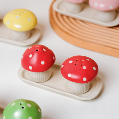 Sizikato 2pcs Porcelain Salt and Pepper Shakers with Tray, Mushroom Shape