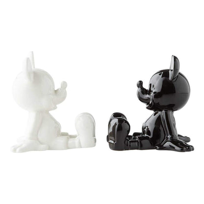 Enesco 6003748 Disney Ceramics Mickey Mouse Sitting Salt and Pepper Shakers, 3.5 Inch, Black and White