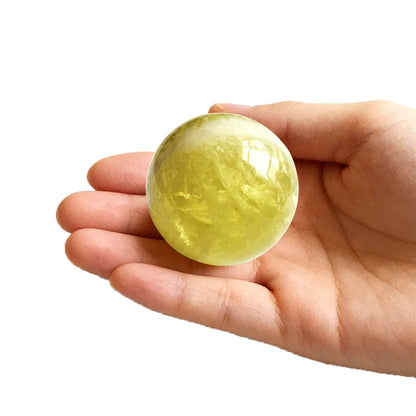 1.57-1.97inch/4-5cm Natural Citrine Crystal Ball, Hand Polished Yellow Quartz Sphere, Reiki Healing Crystal Sphere, Energy Balancing Stone Crafts, Feng Shui Home Desktop Ornament, Decorative Gift