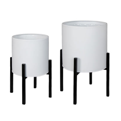 ARNIS Modern Plant Pots, Set of 2 Large Planters with Stand, Decorative Planters, Metal Pots with Drainage Holes for Living Room, Office, Garden or Balcony, 8.25 &10.5 Inch, White