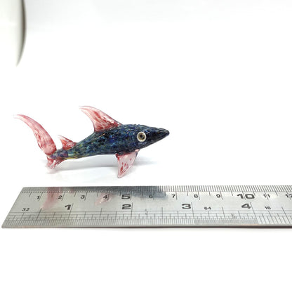 Sansukjai Shark Tiny Hand Blown Color Glass Art Figurines Animals Collectible Gift Home Décor (Marble Black Pink)