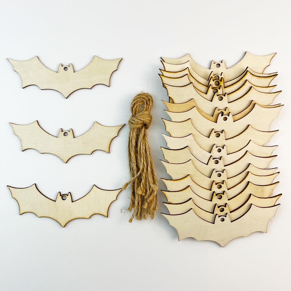 30pcs Unfinished Halloween Bat Wood DIY Crafts Cutouts Wooden Bat Shaped Hanging Ornaments for Halloween Party Haunted House Decorations