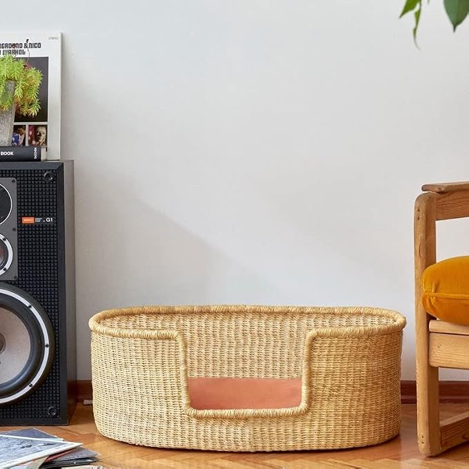 Handwoven Dog Bed – Woven Baskets for Gifts – Small to XXL Empty Dog Basket and Dog Toy Bin – Large Storage Basket for Dogs and Toys – Elegance and Decorative Basket for Your Pet (Natural, Medium)
