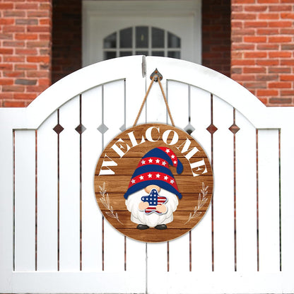 Interchangeable Gnome Welcome Sign Summer Patriotic 4th of July Porch Decor, Changeable Wooden Gnomes Front Door Decoration Wreath Hanger for Spring Fall Winter All Seasons Holiday, Russety