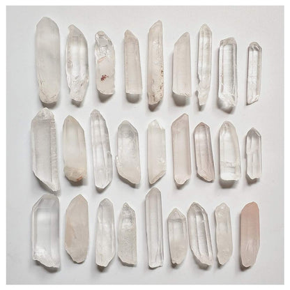 Colorsheng 100g 3.5oz 0.22lb Natural Quartz Crystal Column Points Shards About 20-30 Piece Lot Average Brand