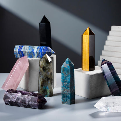CASMON Large Healing Crystal Wands 3.9"-4.3"(10-11cm), Natural Clear Quartz Obelisk Crystal Tower Stone, 6 Faceted Single Healing Crystal Point for Reiki Chakra Meditation Therapy (1PC)