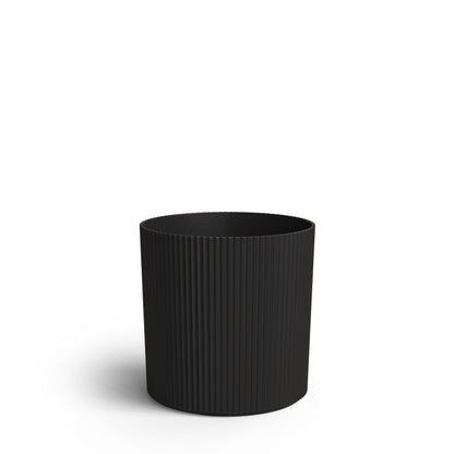 Mayne Serene 14-inch Fluted Planter, Round Planters for Outdoor Plants, Modern Lightweight Concrete Textured Plant Pots for Porch, Patio or Garden, Black