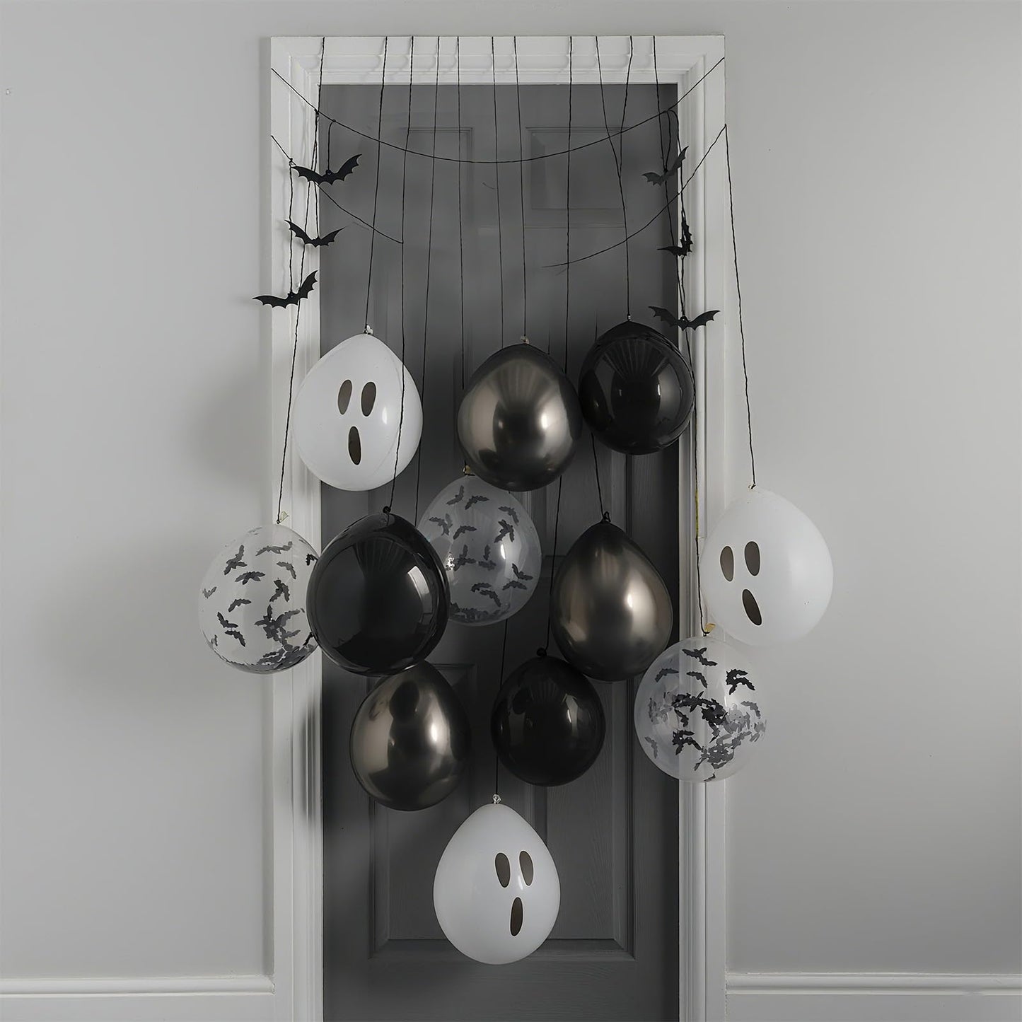 Froova Halloween Balloons Black and White Balloons with 3D Bat Stickers Bat Print Balloon and Black Marble White Ghost Balloon for Happy Halloween Skull Skeleton Spooky Birthday Horror Party Decor