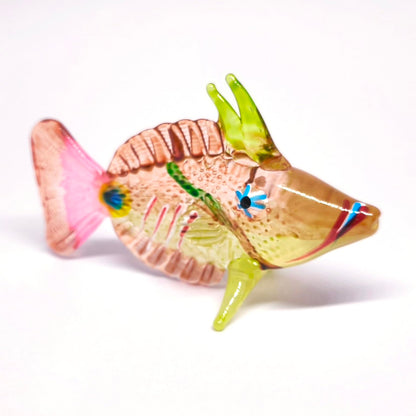 ZOOCRAFT Hand-Blown Glass Fish Figurine for Fish Lovers, Artisan Lampwork Sculpture — Coastal & Ocean Decor Gift for Marine Enthusiasts & Beach Home Collectors