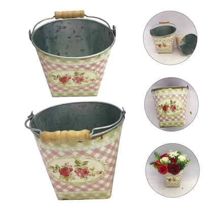 Parliky 2 Pack Metal Flower Buckets with Handle 5.7 Inch Rustic Iron Planters for Garden Patio Balcony Floral Arrangement Containers