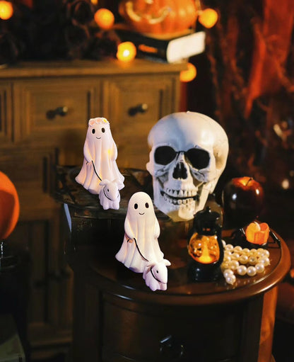 RWSEFK Display Statue Nightlight Ghost Walking Dog, Warm Lighted Indoor Figurine Lamps, Halloween Decors Spooky Dog Light, Cute Decorations for Party, Home, Bedroom, Shelf, Table Centerpiece (Girl)