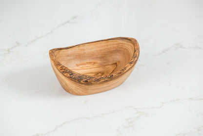 Lipper International Olive Wood Oval Fruit Bowl