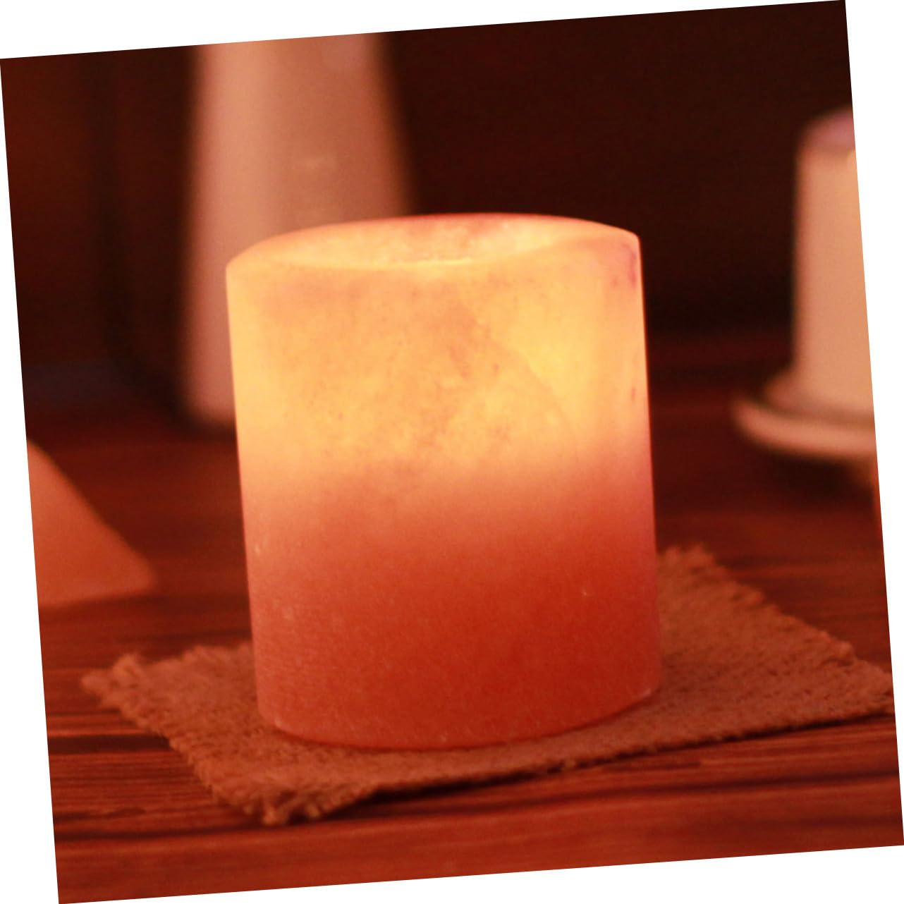 Ciieeo 2pcs Himalayan Crystal Salt Candle Holder Elegant Desktop Ornament for Home Decoration Meditation and Dining Table Decor for Farmhouse and Modern Living Spaces