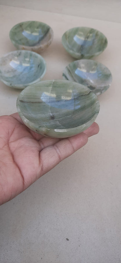 Green Aventurine Bowl Crystal Bowl Agate Stone Gemstone Gem Bowl Hand Carved Polished Healing Bowls Chakras Stones Office Decor Natural Gemstone Gem Bowl Feng Shui Crystal Decor Gifts