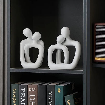 BANOMII Abstract Couple Statue, Minimalist Couples Bedroom Decor, White Hugging Lovers Sculptures Modern Home Office Decor Accents, TV Stand Decorations for Living Room Aesthetic, Desktop Figurine