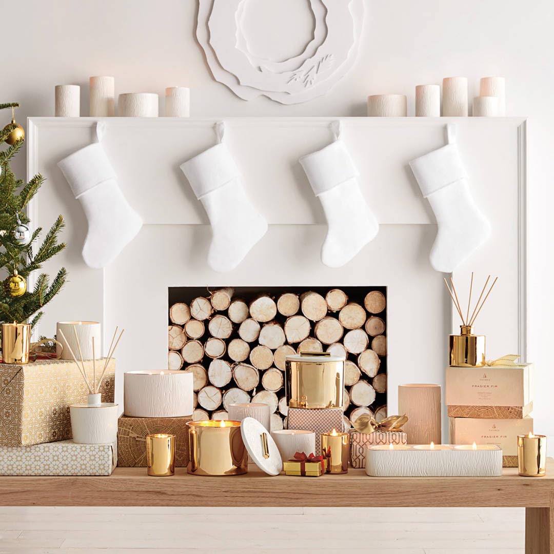 Thymes Frasier Fir Reed Diffuser Set – Includes Reeds, Fragrance Oil, and Frosted Glass Bottle – Fragrance Oil Diffuser – Room Fresheners – Luxury Home Decor – Green & Clear (Pine Needle, 4 fl oz)