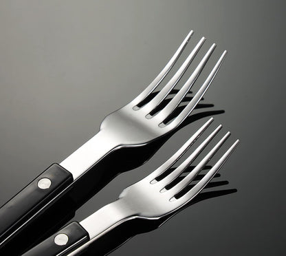 ZILNEHZ Silverware Set 40 Piece White Handle Flatware Cutlery Set for 8, 18/10 Stainless Steel Silverware Utensil Sets Durable Mirror Polished for Home Kitchen Restaurant Wedding Holiday Party