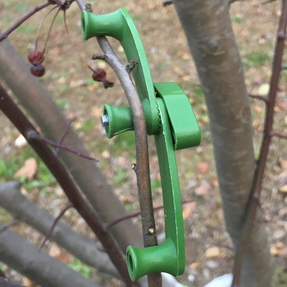 TOGRAND 8PCS Twig Bending Clips, Adjustable Plant Branch Benders, Reusable Garden Branch Training Tools, Fruit Tree Direction Growth Accessories, Bonsai Angle Control Helper, Green