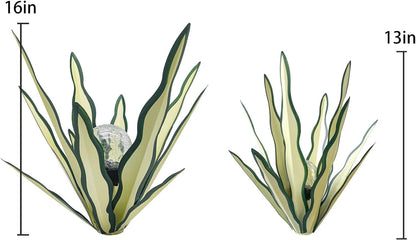 LCJECV Metal Agave Plant Garden Art, 2 Pack Tequila Rustic Sculpture, Rustic Metal Agave Plants Garden Lawn Home Ornaments, for Yard Stakes, Garden Figurines, Outdoor Patio (2 PCS Green with Light)