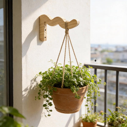 Upriver 2 Pack Wavy Wooden Plant Hangers, Plant Wall Bracket for Indoor Outdoor, Natural Hanging Plant Hooks for Wind Chimes Flower Brackets Bird Feeders Patio Garden Decoration