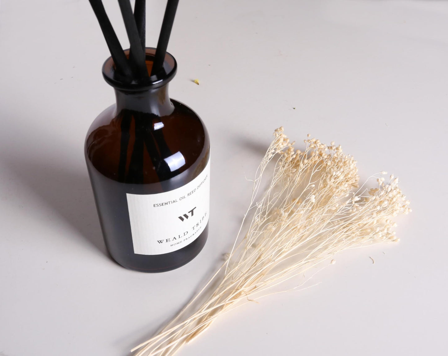 WEALD TRIBE Flower Reed Diffuser Set Vanilla Cinnamon Scent for Bathroom Air Fresheners | 4.0 fl oz Essential Oils with Sticks Home Fragrance Defusers | House Bedroom Office Shelf Decor & Gift