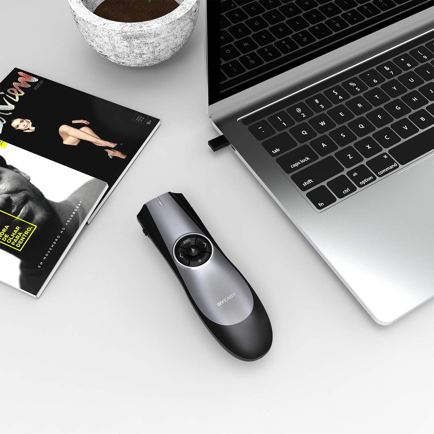 BYEASY Wireless Presenter,RF 2.4GHz Presentation Clicker Remote 100 FT, USB PowerPoint PPT Clicker, Volume Control for Google Slides- Black