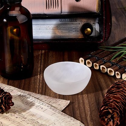 SUPERFINDINGS Selenite Crystal Smudge Bowl 2.3-2.4 Inch Ghost White Round Crytal Reiki Gemstone Holder Bowl for Cleansing Smudging Decoration Gifts