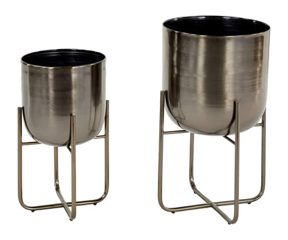 Deco 79 Metal Round Planter with Removable Stand, Set of 2 16", 13"H, Black