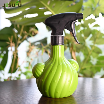 JUSUFU Plant Mister Spray Bottle，Spray Bottle for Indoor and Gardens, Continuous Water Mist Sprayer for Plants, Flowers, Cleaning (green 500ml/17oz)