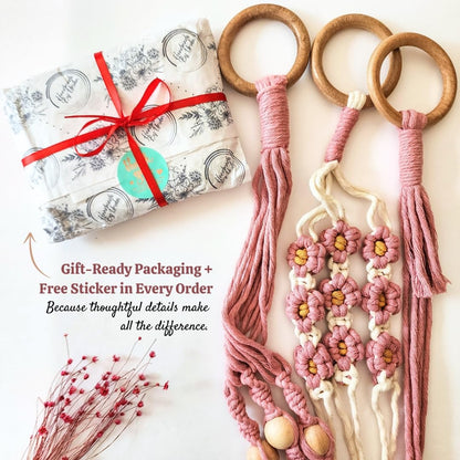 Set of 3 Macrame plant hangers with Daisies & Beads Hanging plant holder Macrame Plant hangers outdoor and indoor hanging planters Plant stand indoor Boho Decor hanging planter stand (Champagne Pink)
