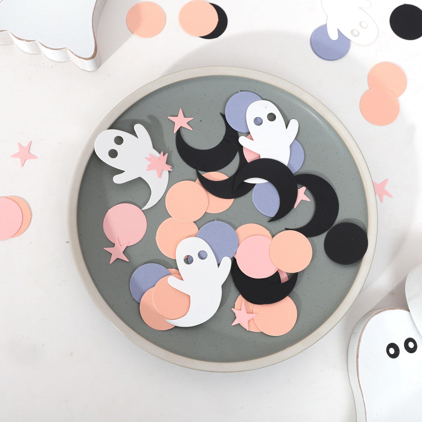 230psc Halloween Spooky Confetti - Pink HalloweenConfetti, Spooky One TwoSpooky Birthday Decorations, Halloween Table Decor, Girls Ghost Confetti