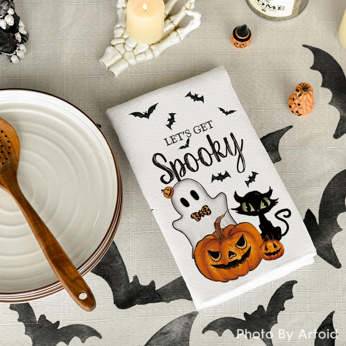 Artoid Mode Ghost Pumpkins Bats Cat Hey Boo Halloween Kitchen Towels Dish Towels, 18x26 Inch Jack-O'-Lantern Decoration Hand Towels Set of 4