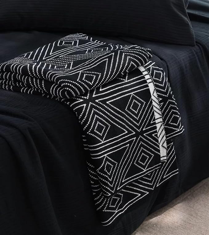 Black and White Throw Blankets, Knitted Modern Patterned Throw Blanket, Soft Lightweight Woven Throw Blanket for Sofa Couch Bed and Living Room, Black&White (50x70 Inch)