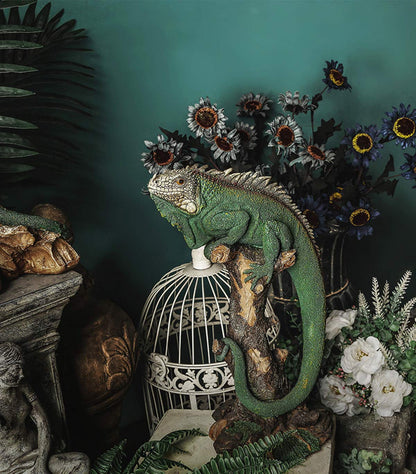SHTWX 14 Inch Lizard Statue Resin Sculpture Decor Figurines for Home Decor Accents, Living Room Bedroom Office Decoration - Animal Sculptures Collection for Lizard Lovers