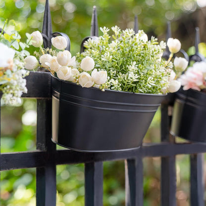 GYATSOCYG 10.6" Oval Iron Hanging Flower Pots - Rust-Resistant Metal Planters with Detachable Hooks for Garden, Yard & Home Decor (Black，5 PCS)
