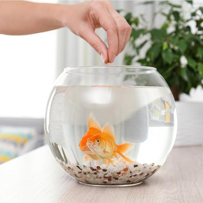 SynHHergyx Plastic Fish Bowl 30 oz Decorative Small Mini Fishbowl Round Plastic Aquarium Fish Bowls Unbreakable Heavy Duty Bowl for Centerpiece Vases, Party Decorations, Pack of 1