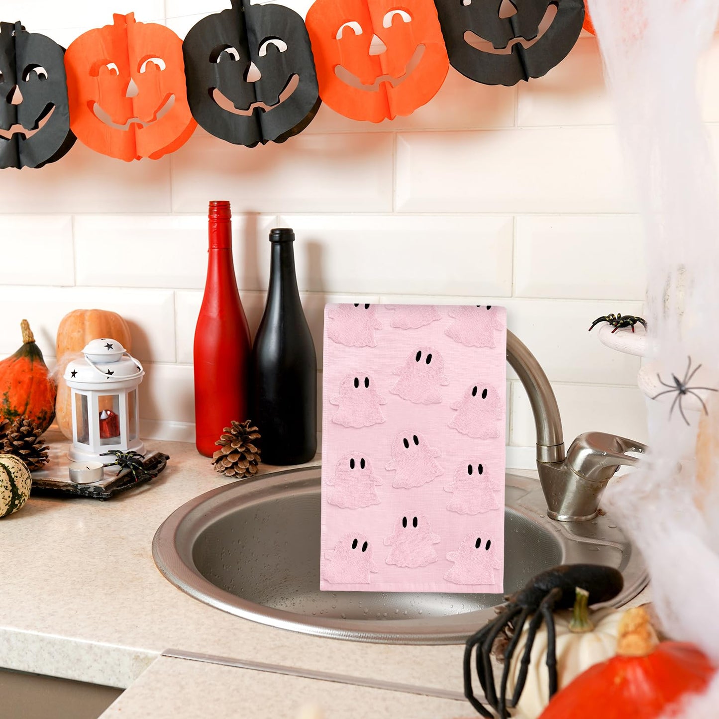 Whaline 2Pcs Halloween Hand Towel Pink 3D Ghost Jacquard Cotton Towel Absorbent Dish Towels for Kitchen Bathroom Drying Cleaning Cooking, 13.8 x 29.5 Inch