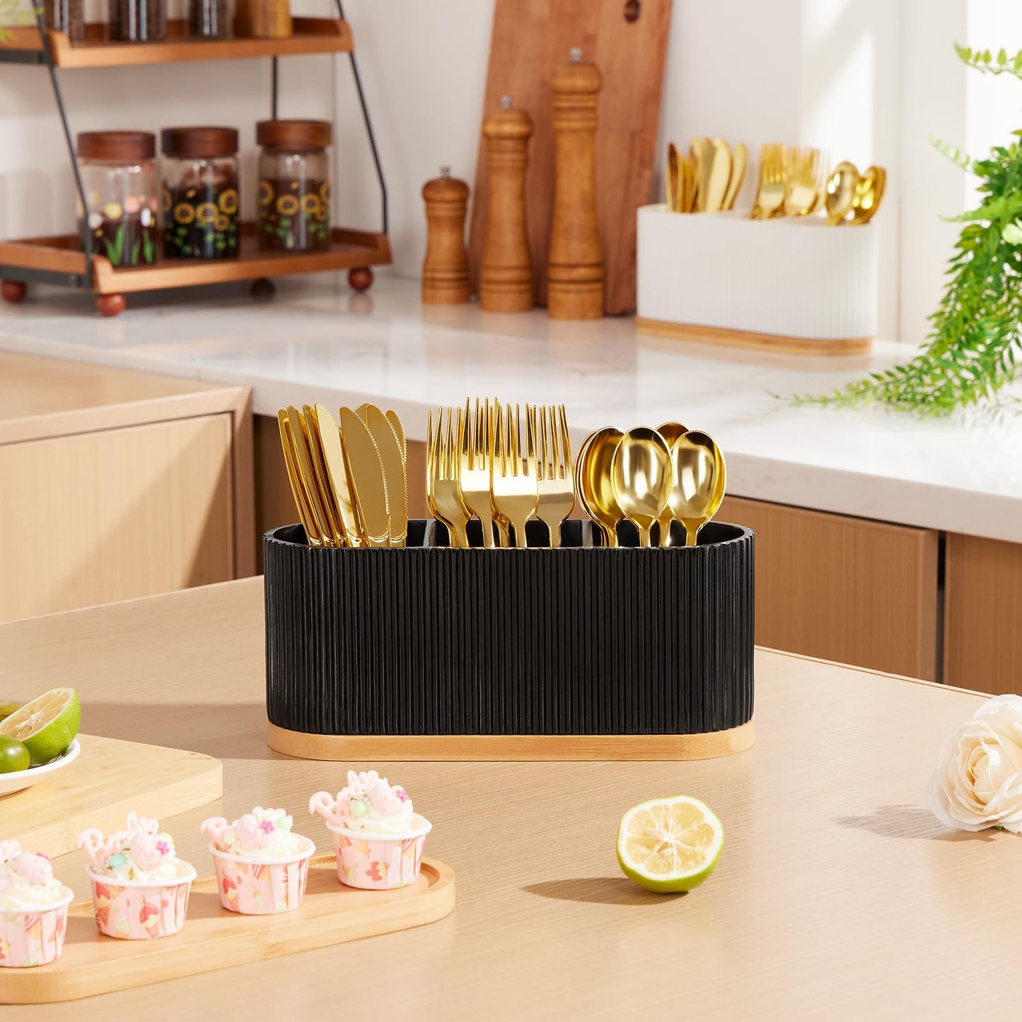 HouseJoy Countertop Silverware Holder, Silverware Caddy Organizer Holder for Forks, Spoons, Knives, Cutlery Caddy with 3 Compartments, Kitchen Utensil Holder for Party, Countertop, Black