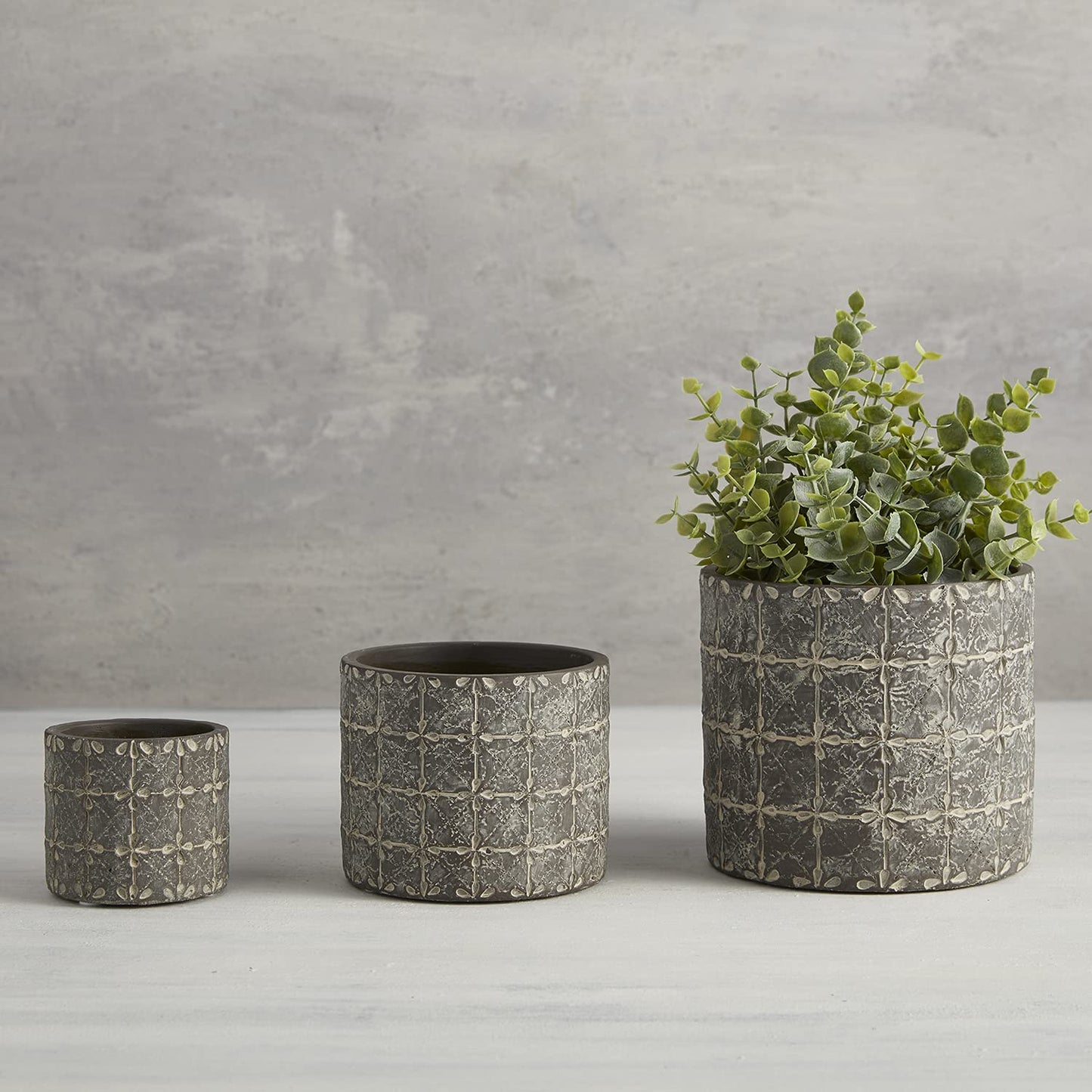 47th & Main Cement Planter Pot, 4.9" Tall, Bricks