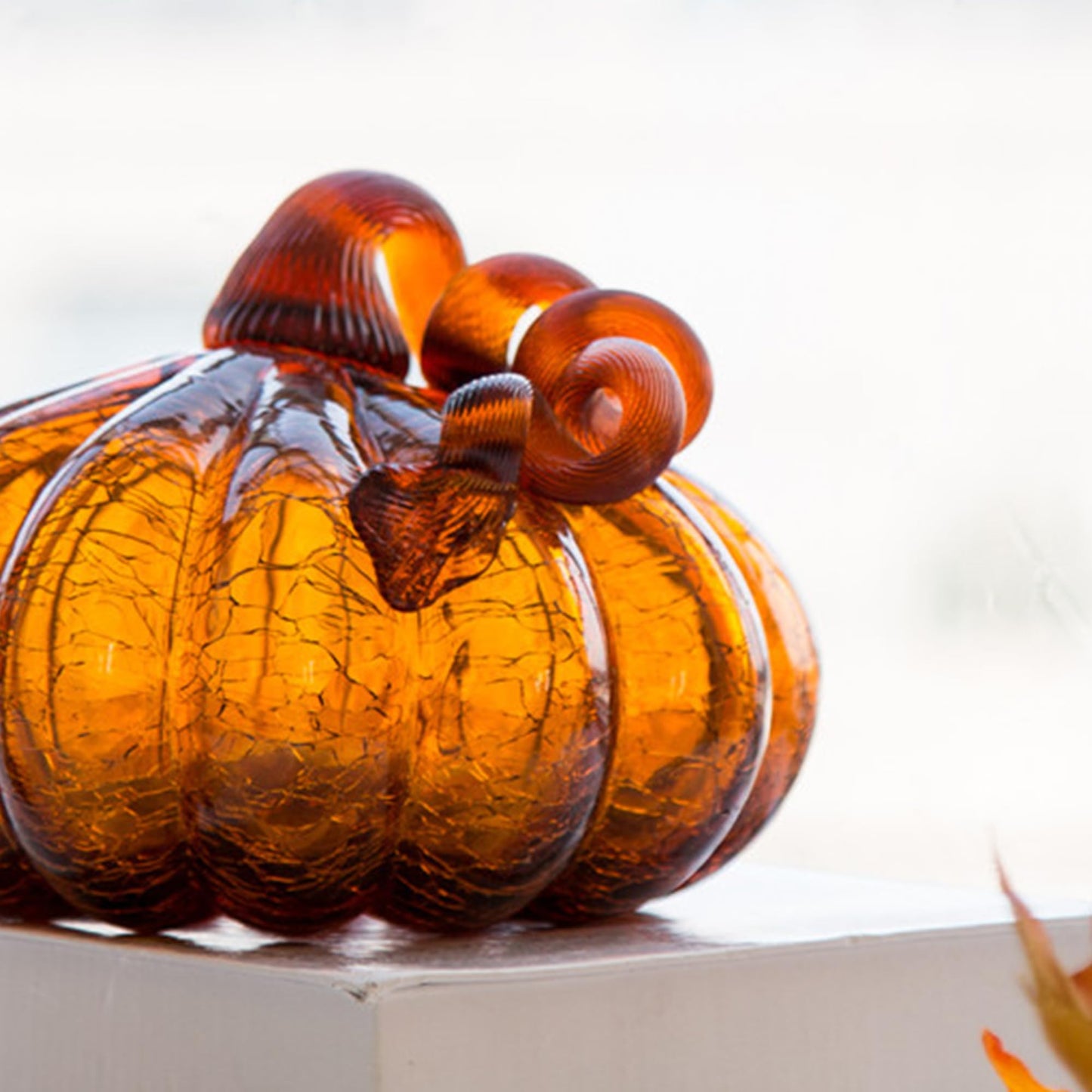 Glitzhome Hand Blown Glass Pumpkin Decor 5.5" Amber - Artisan Fall Table Centerpiece for Thanksgiving Harvest Home Decor Halloween Displays