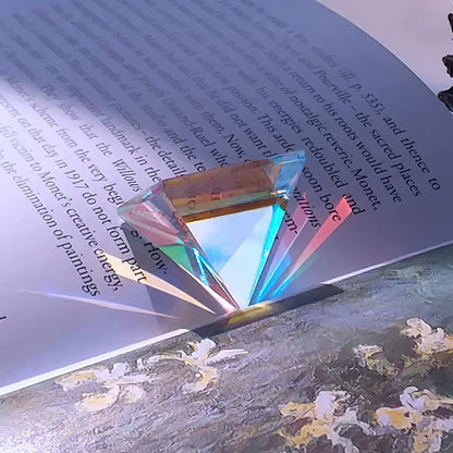 ZEAYEA 3 Pack Clear Crystal Pyramid, 2.4" Crystal Pyramid Prism, Glass Paperweight Pyramids Desk Ornament for Photography, Meditation, Home Office Decor, Gift, Pyramids Collectible